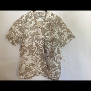 Alfred Dunner short sleeved blouse.